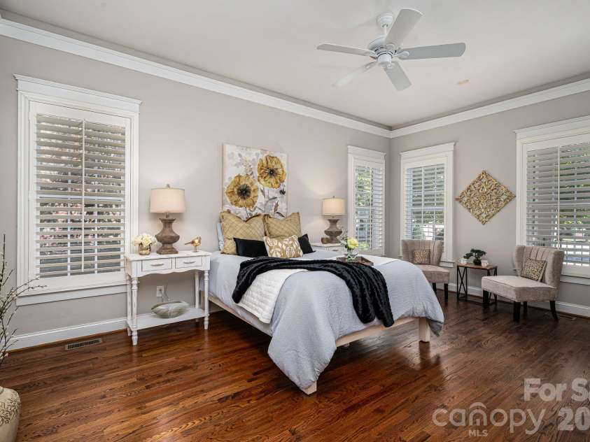 113 Ft. William Avenue, Belmont, NC 28012.  MLS# CAR4431980, YatesRealty ID 56574. Primary bedroom