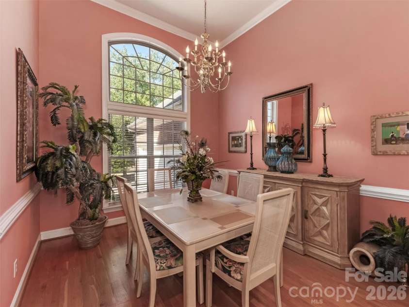 714 Corinthian Place, Charlotte, NC 28211.  MLS# CAR4430064, YatesRealty ID 56576. Dining room