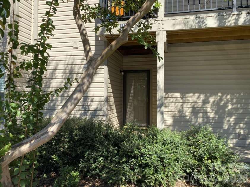 11013 Running Ridge Road, Charlotte, NC 28226.  MLS# CAR4434679, YatesRealty ID 56578. 