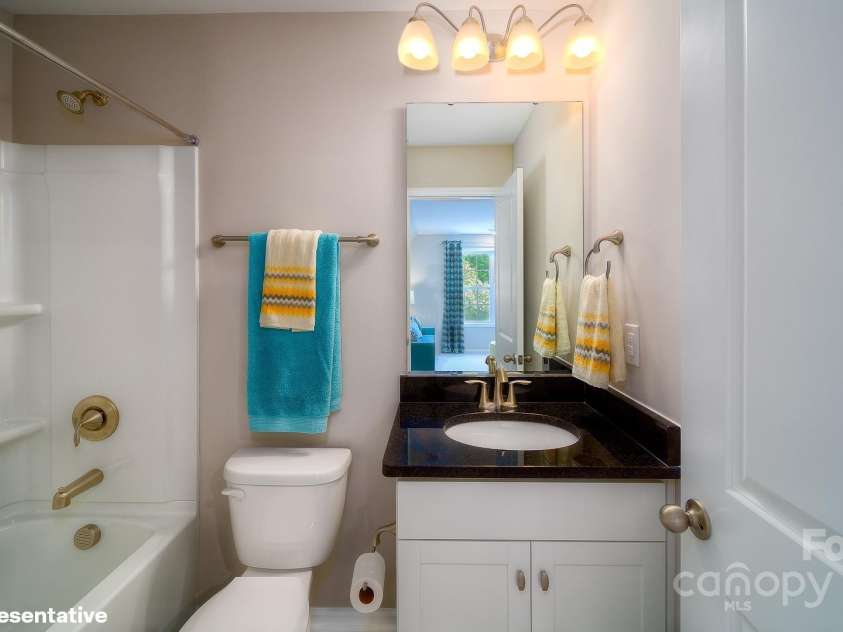 8016 Plymouth Drive, Sherrills Ford, NC 28673.  MLS# CAR4212938, YatesRealty ID 5658. 