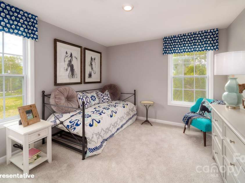 8016 Plymouth Drive, Sherrills Ford, NC 28673.  MLS# CAR4212938, YatesRealty ID 5658. 