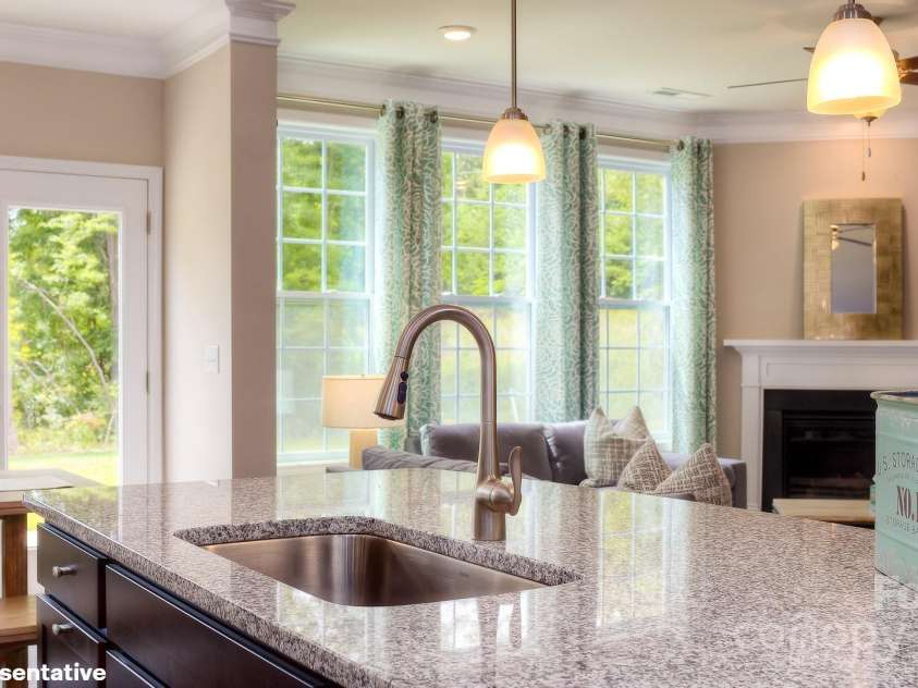 8016 Plymouth Drive, Sherrills Ford, NC 28673.  MLS# CAR4212938, YatesRealty ID 5658. 