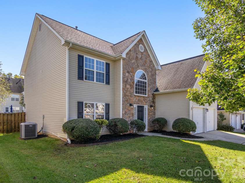 175 Scanlon Road, Mooresville, NC 28115.  MLS# CAR4431575, YatesRealty ID 56588. 