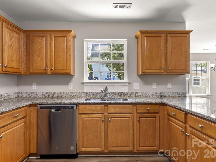 175 Scanlon Road, Mooresville, NC 28115.  MLS# CAR4431575, YatesRealty ID 56588. 