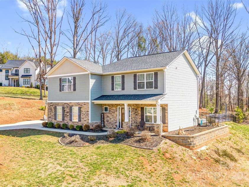 247 Reese Wilson Road, Belmont, NC 28012.  MLS# CAR4224037, YatesRealty ID 5659. 