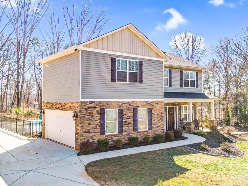 247 Reese Wilson Road, Belmont, NC 28012.  MLS# CAR4224037, YatesRealty ID 5659. 