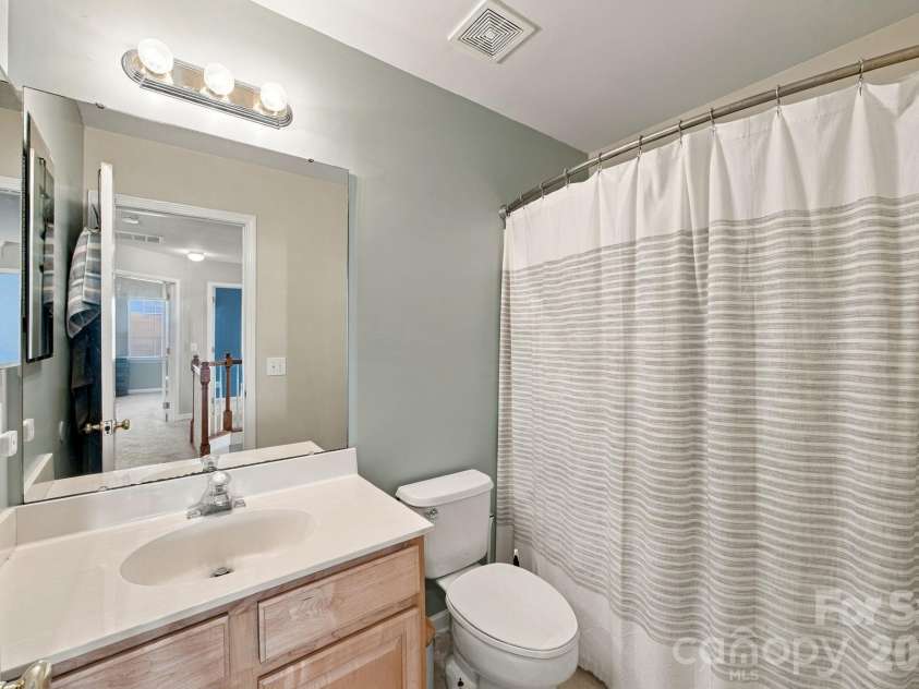 6730 Reedy Creek Road, Charlotte, NC 28215.  MLS# CAR4433782, YatesRealty ID 56590. 
