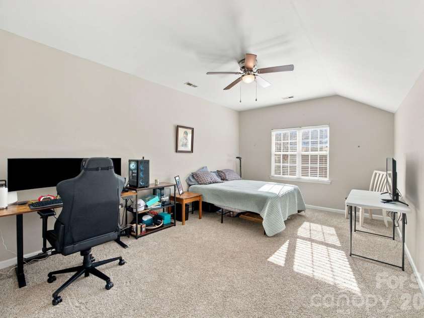 6730 Reedy Creek Road, Charlotte, NC 28215.  MLS# CAR4433782, YatesRealty ID 56590. 