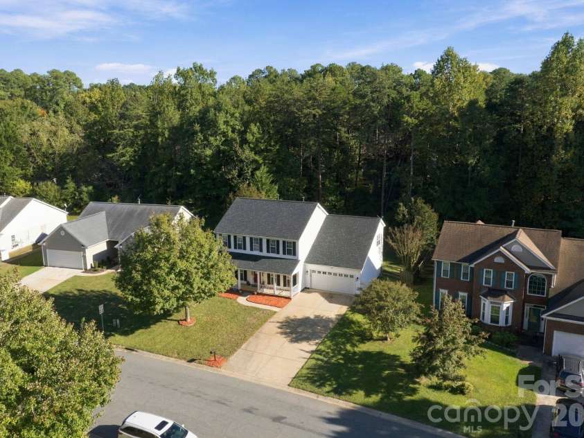 6730 Reedy Creek Road, Charlotte, NC 28215.  MLS# CAR4433782, YatesRealty ID 56590. 