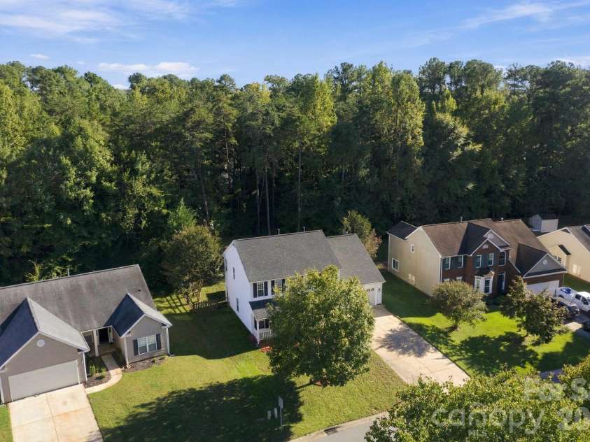 6730 Reedy Creek Road, Charlotte, NC 28215.  MLS# CAR4433782, YatesRealty ID 56590. 