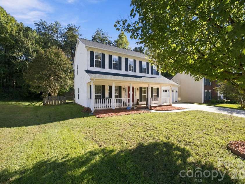 6730 Reedy Creek Road, Charlotte, NC 28215.  MLS# CAR4433782, YatesRealty ID 56590. 