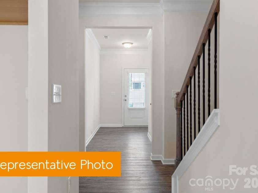 5406 Starfall Way, Charlotte, NC 28214.  MLS# CAR4434743, YatesRealty ID 56591. 