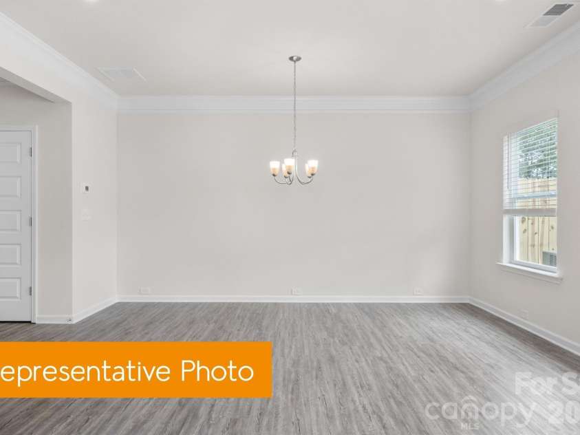 5406 Starfall Way, Charlotte, NC 28214.  MLS# CAR4434743, YatesRealty ID 56591. 