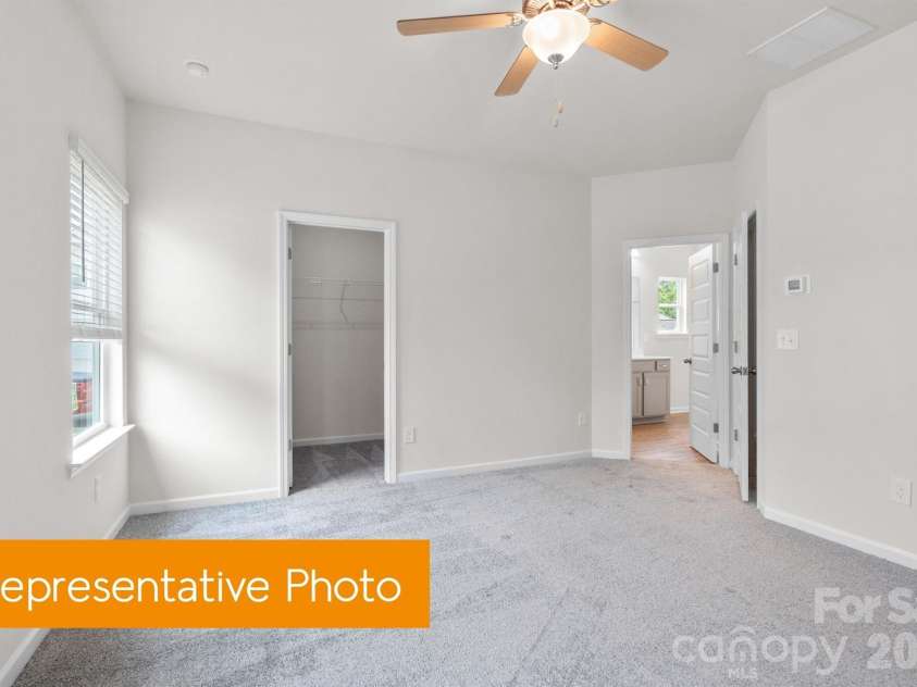 5406 Starfall Way, Charlotte, NC 28214.  MLS# CAR4434743, YatesRealty ID 56591. 