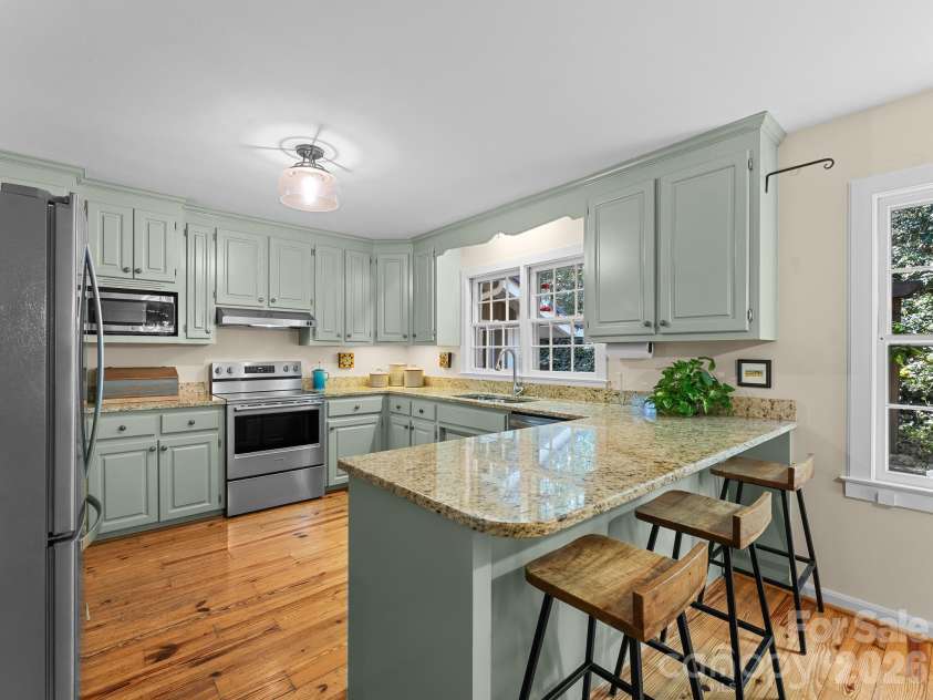 69 Eargle Road, Tryon, NC 28782.  MLS# CAR4433738, YatesRealty ID 56594. 