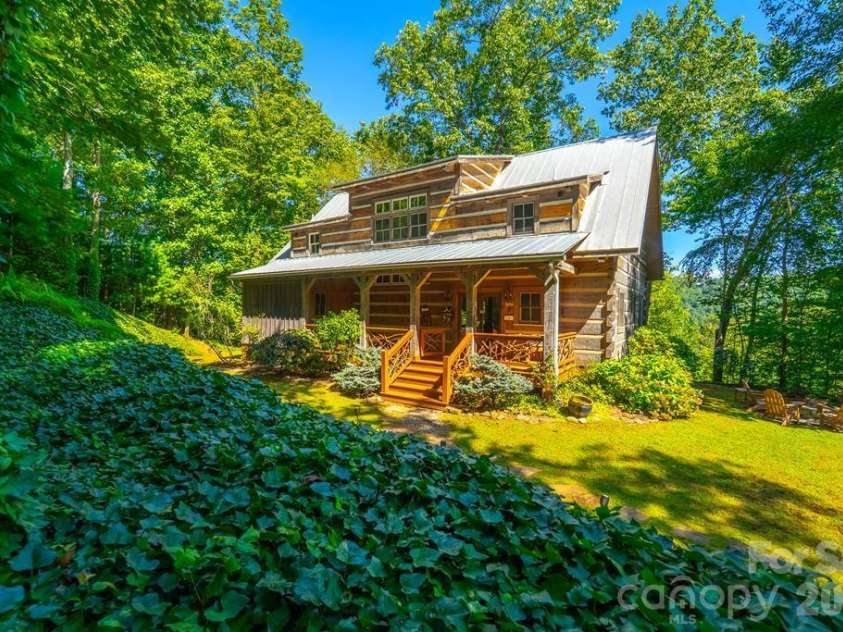 246 Fiddle And A Bow Lane, Sylva, NC 28779.  MLS# CAR4433984, YatesRealty ID 56597. 