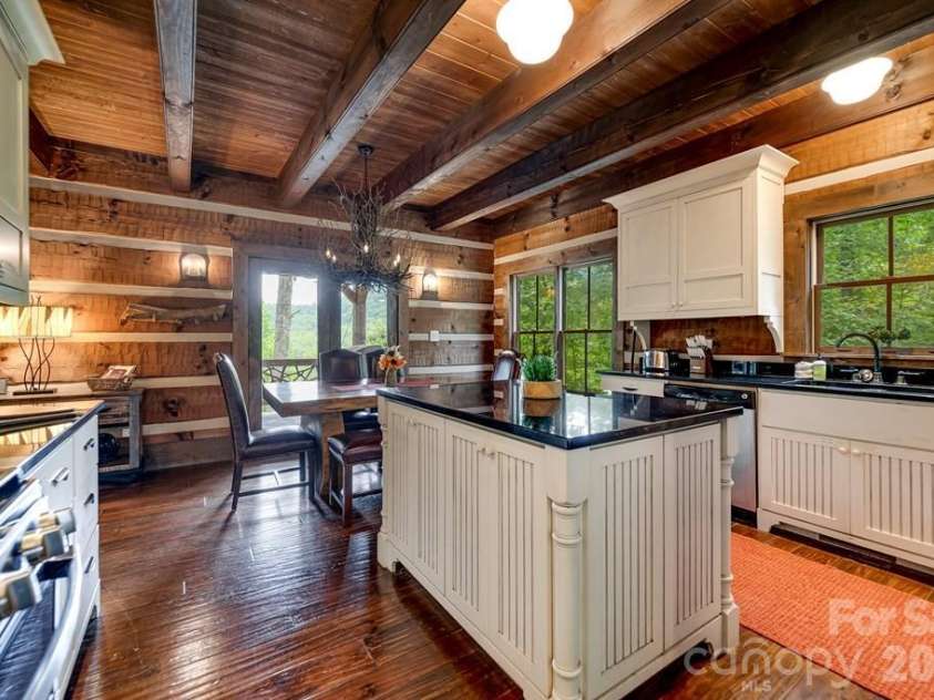 246 Fiddle And A Bow Lane, Sylva, NC 28779.  MLS# CAR4433984, YatesRealty ID 56597. 