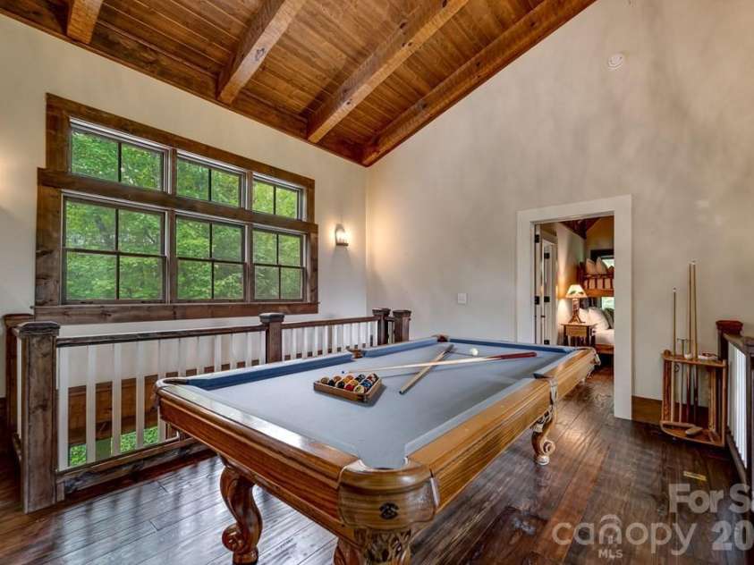 246 Fiddle And A Bow Lane, Sylva, NC 28779.  MLS# CAR4433984, YatesRealty ID 56597. 