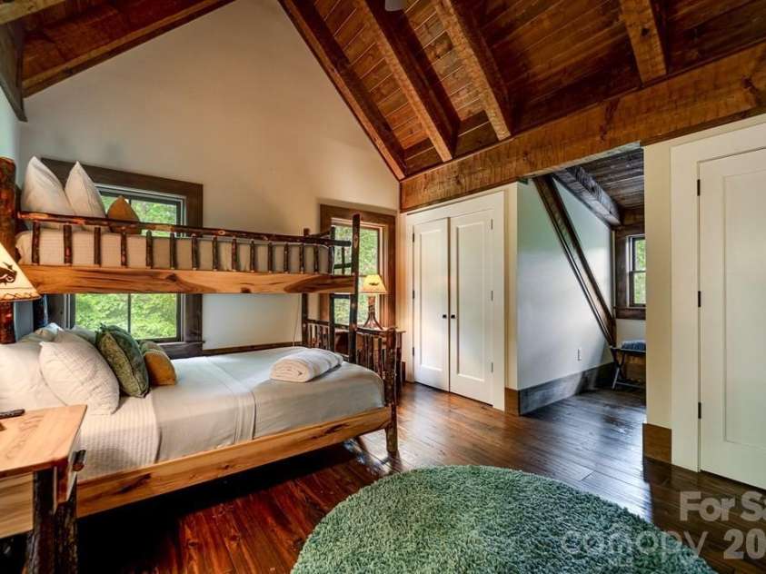 246 Fiddle And A Bow Lane, Sylva, NC 28779.  MLS# CAR4433984, YatesRealty ID 56597. 