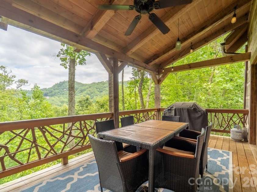 246 Fiddle And A Bow Lane, Sylva, NC 28779.  MLS# CAR4433984, YatesRealty ID 56597. 