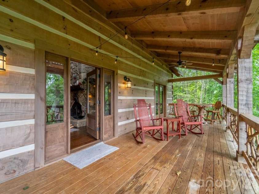 246 Fiddle And A Bow Lane, Sylva, NC 28779.  MLS# CAR4433984, YatesRealty ID 56597. 