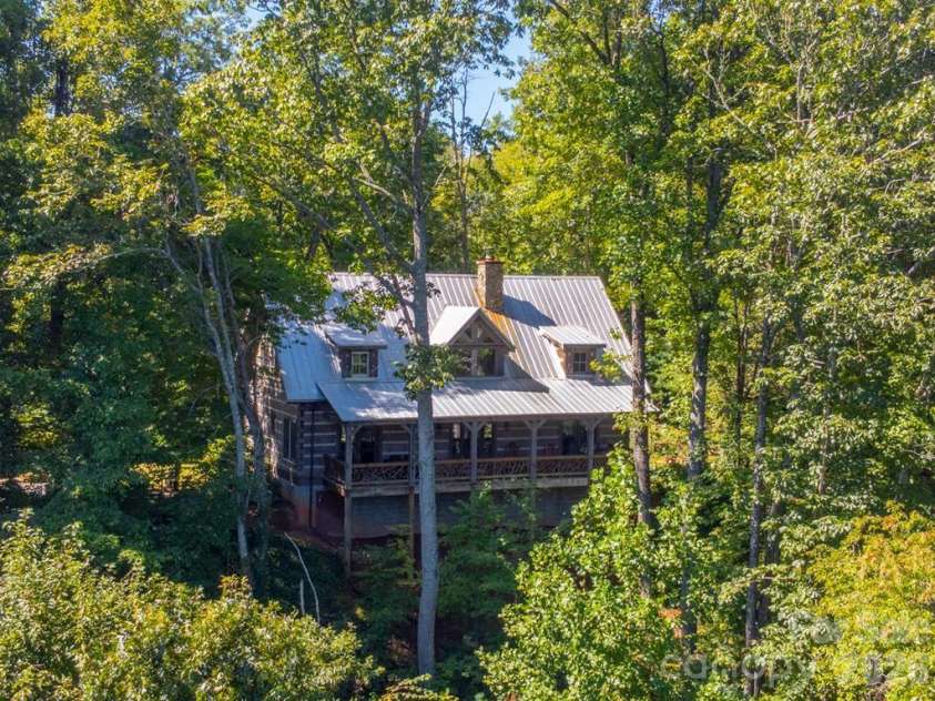 246 Fiddle And A Bow Lane, Sylva, NC 28779.  MLS# CAR4433984, YatesRealty ID 56597. 