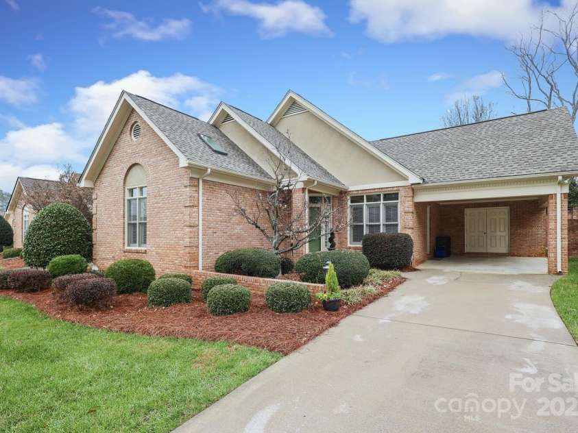 1575 Herlong Court, Rock Hill, SC 29732.  MLS# CAR4213099, YatesRealty ID 5660. 