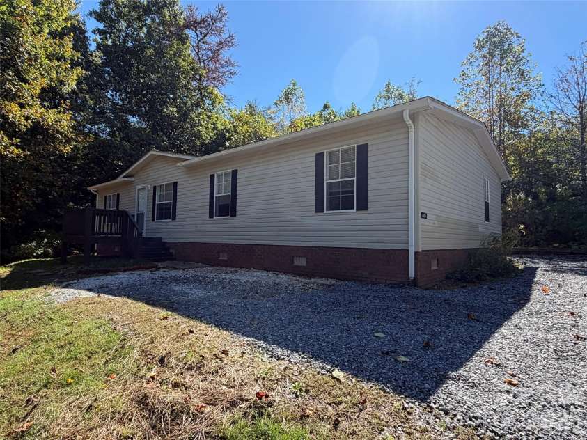 449 Randall Road, Marion, NC 28752.  MLS# CAR4434289, YatesRealty ID 56606. 