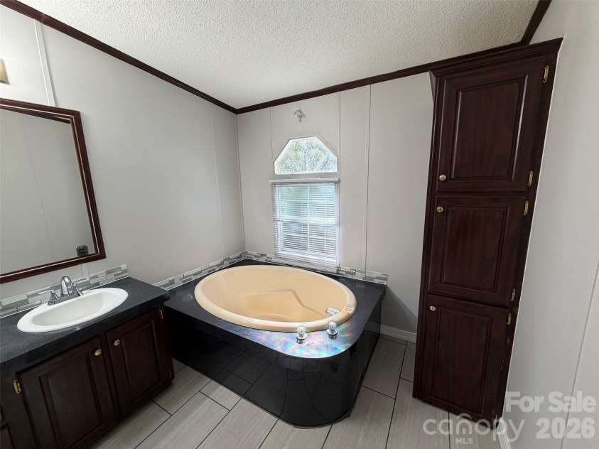 449 Randall Road, Marion, NC 28752.  MLS# CAR4434289, YatesRealty ID 56606. 