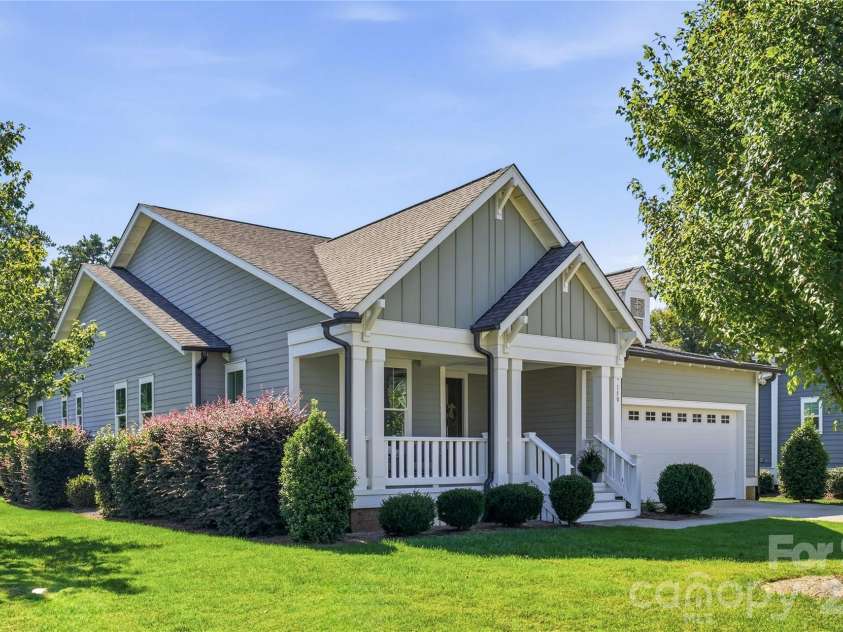 150 Slocumb Lane, Mooresville, NC 28117.  MLS# CAR4434702, YatesRealty ID 56608. 