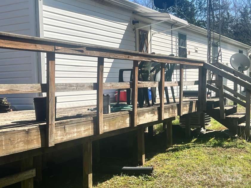 5320 Golden Pond Drive, York, SC 29745.  MLS# CAR4237754, YatesRealty ID 5661. 