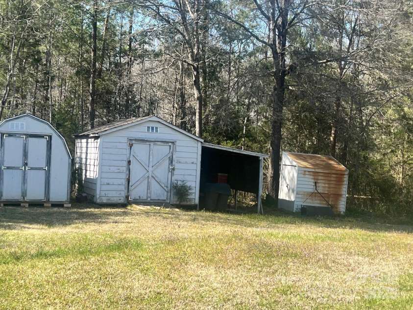 5320 Golden Pond Drive, York, SC 29745.  MLS# CAR4237754, YatesRealty ID 5661. 