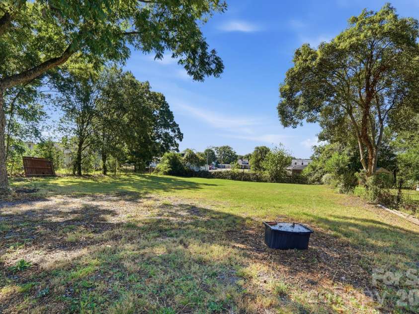 938 White Street, Rock Hill, SC 29730.  MLS# CAR4431859, YatesRealty ID 56612. 