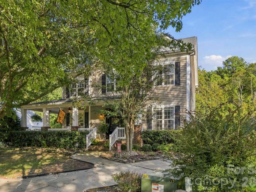 10639 Quarrier Drive, Cornelius, NC 28031.  MLS# CAR4434785, YatesRealty ID 56614. 