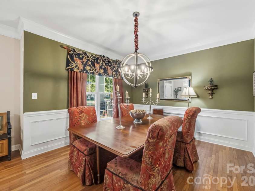 10639 Quarrier Drive, Cornelius, NC 28031.  MLS# CAR4434785, YatesRealty ID 56614. 