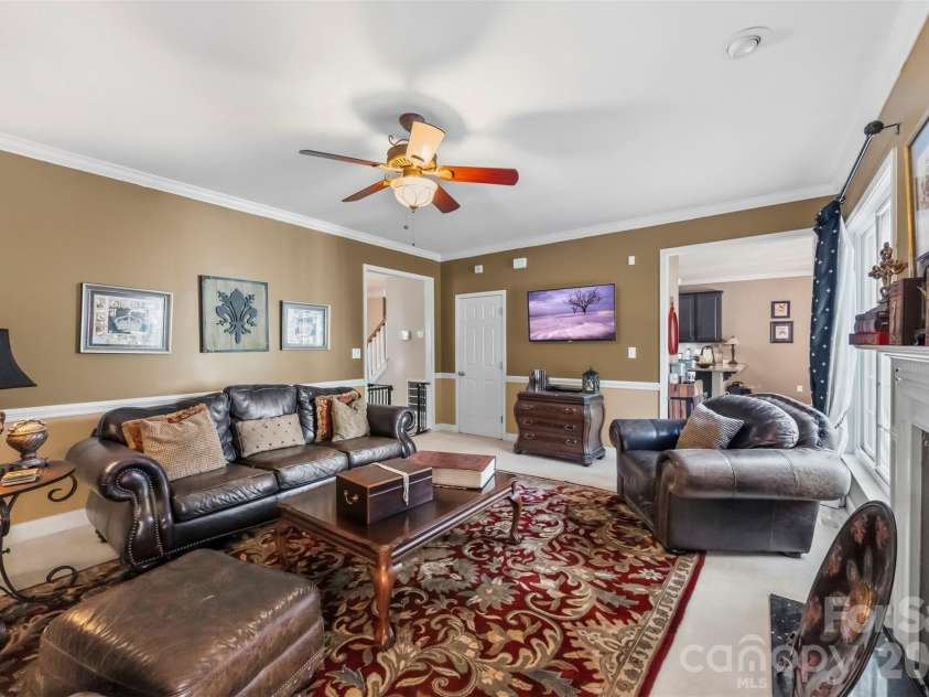 10639 Quarrier Drive, Cornelius, NC 28031.  MLS# CAR4434785, YatesRealty ID 56614. 