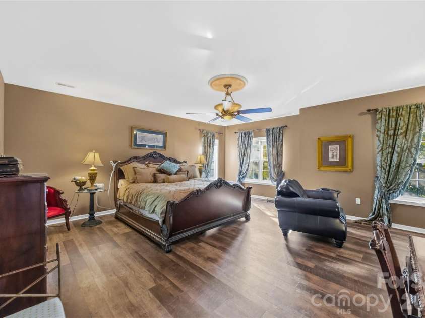 10639 Quarrier Drive, Cornelius, NC 28031.  MLS# CAR4434785, YatesRealty ID 56614. 