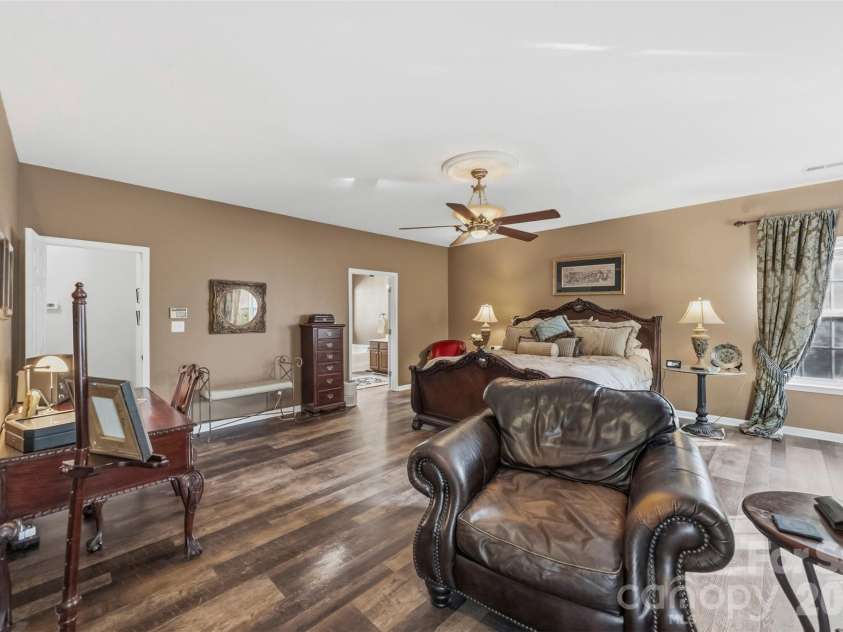 10639 Quarrier Drive, Cornelius, NC 28031.  MLS# CAR4434785, YatesRealty ID 56614. 