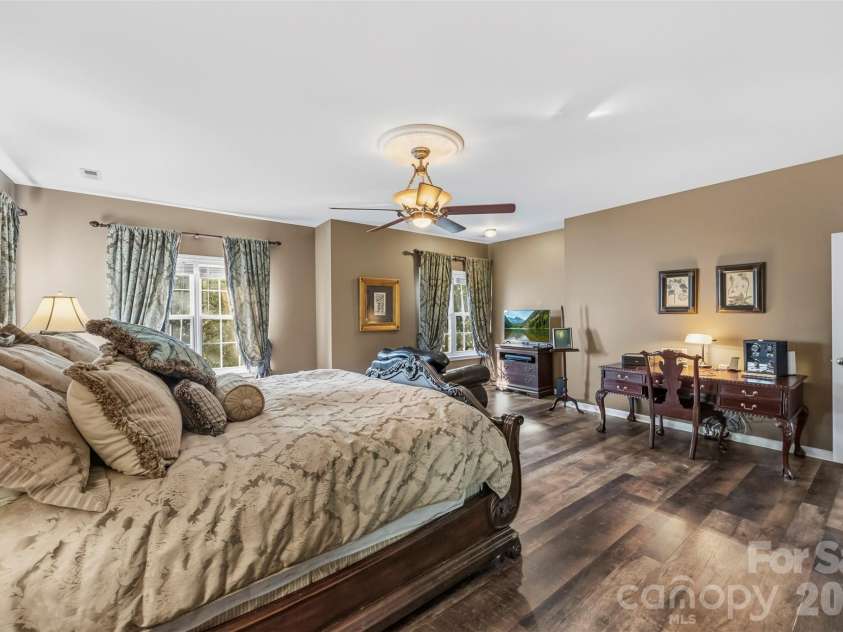 10639 Quarrier Drive, Cornelius, NC 28031.  MLS# CAR4434785, YatesRealty ID 56614. 