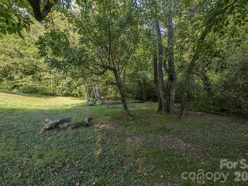 10639 Quarrier Drive, Cornelius, NC 28031.  MLS# CAR4434785, YatesRealty ID 56614. 