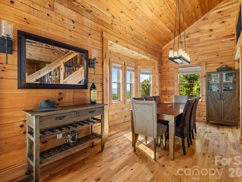 1120 Grizzly Ridge, Bryson City, NC 28713.  MLS# CAR4434317, YatesRealty ID 56616. 