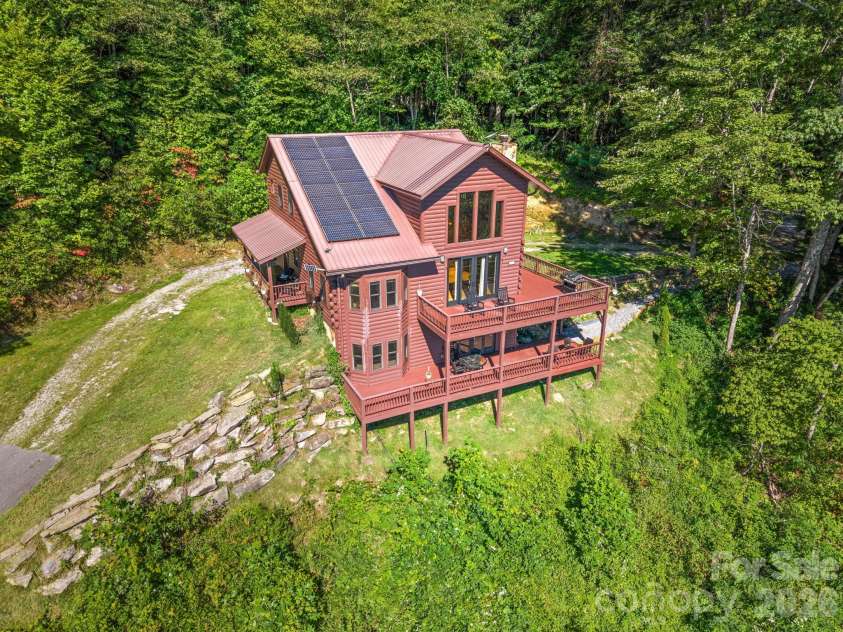 1120 Grizzly Ridge, Bryson City, NC 28713.  MLS# CAR4434317, YatesRealty ID 56616. 