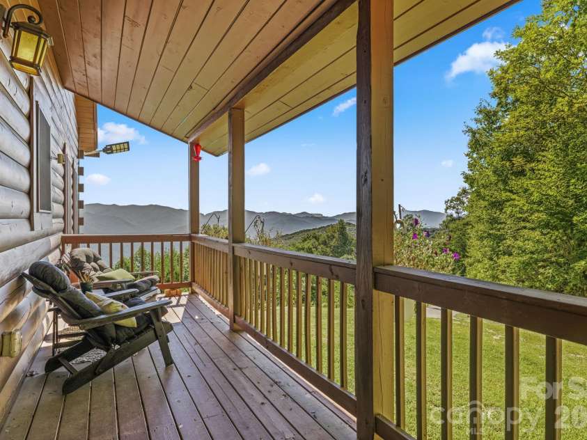 1120 Grizzly Ridge, Bryson City, NC 28713.  MLS# CAR4434317, YatesRealty ID 56616. 