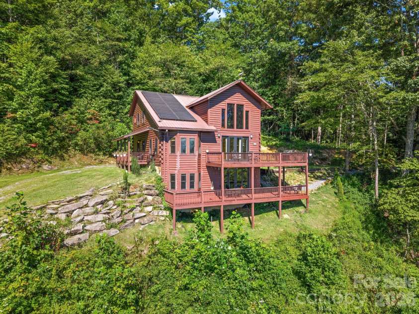 1120 Grizzly Ridge, Bryson City, NC 28713.  MLS# CAR4434317, YatesRealty ID 56616. 
