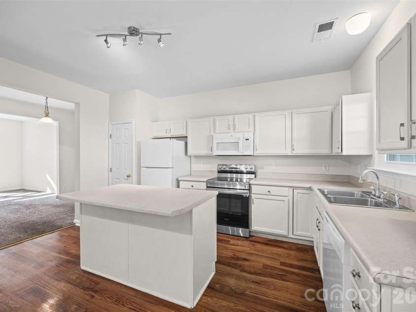 849 Dillard Road, Rock Hill, SC 29730.  MLS# CAR4434689, YatesRealty ID 56619. Ktichen