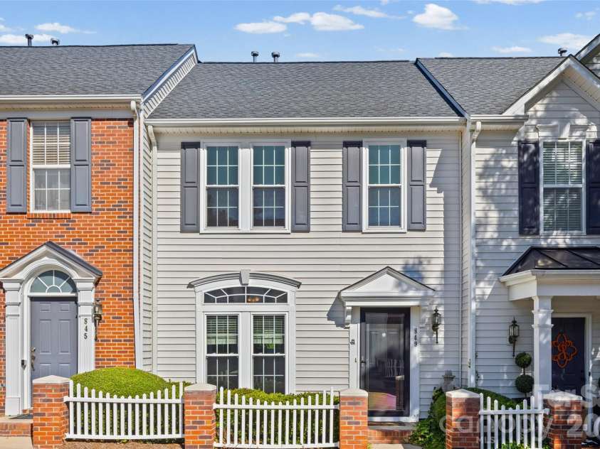 849 Dillard Road, Rock Hill, SC 29730.  MLS# CAR4434689, YatesRealty ID 56619. Welcome Home!