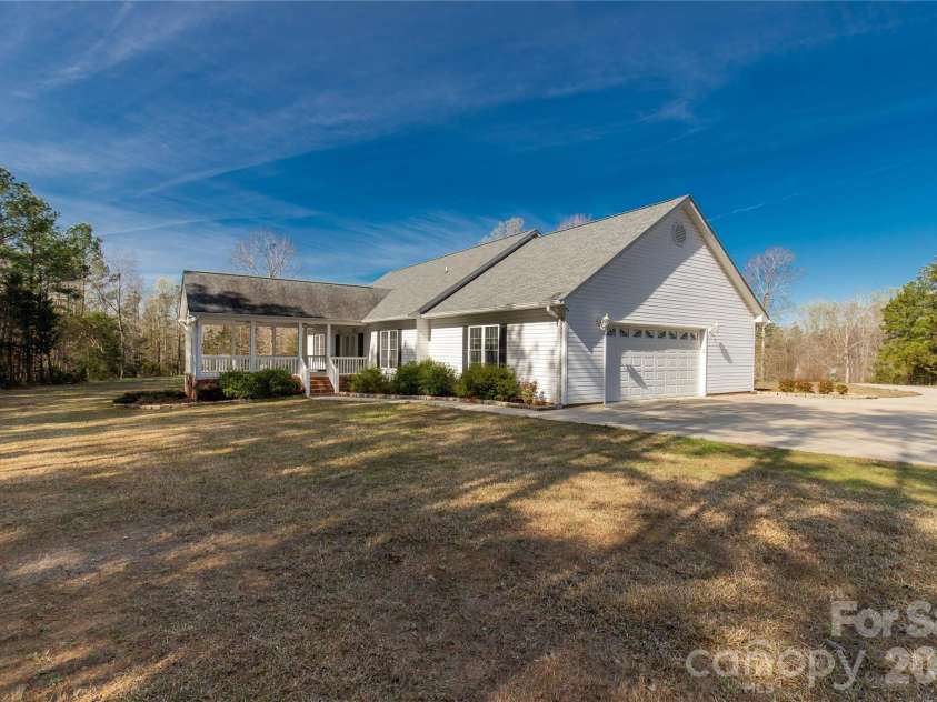 3034 Mulberry Lane, Lancaster, SC 29720.  MLS# CAR4356450, YatesRealty ID 5662. 