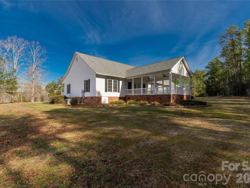 3034 Mulberry Lane, Lancaster, SC 29720.  MLS# CAR4356450, YatesRealty ID 5662. 