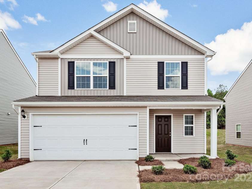 5617 Skinny Drive, Charlotte, NC 28215.  MLS# CAR4237396, YatesRealty ID 5662. Digital image similar