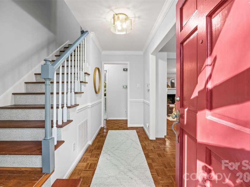 5132 Camilla Drive, Charlotte, NC 28226.  MLS# CAR4432368, YatesRealty ID 56620. 